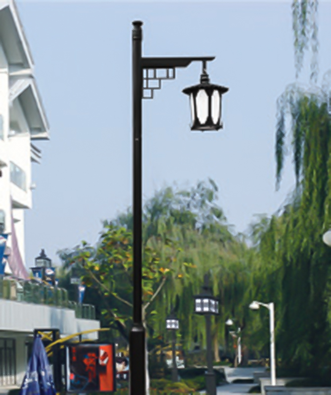 TYD-055 Gårdhave lys